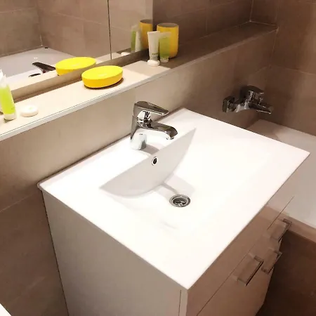 아파트 Lemon Apartment,free Parking,1 Min Bus *