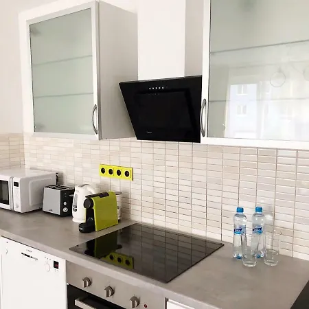 Lemon Apartment,free Parking,1 Min Bus *